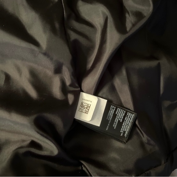 The North Face Women's Gotham Jacket - Picture 7 of 9